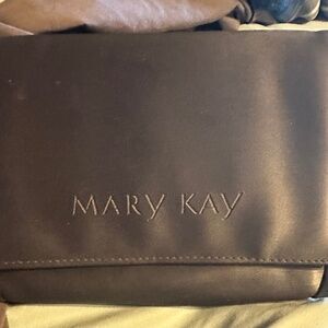Mary Kay gray cosmetic bag/clutch with zippers